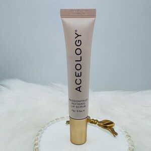 Aceology PASSIONFRUIT REFINING LIP SCRUB